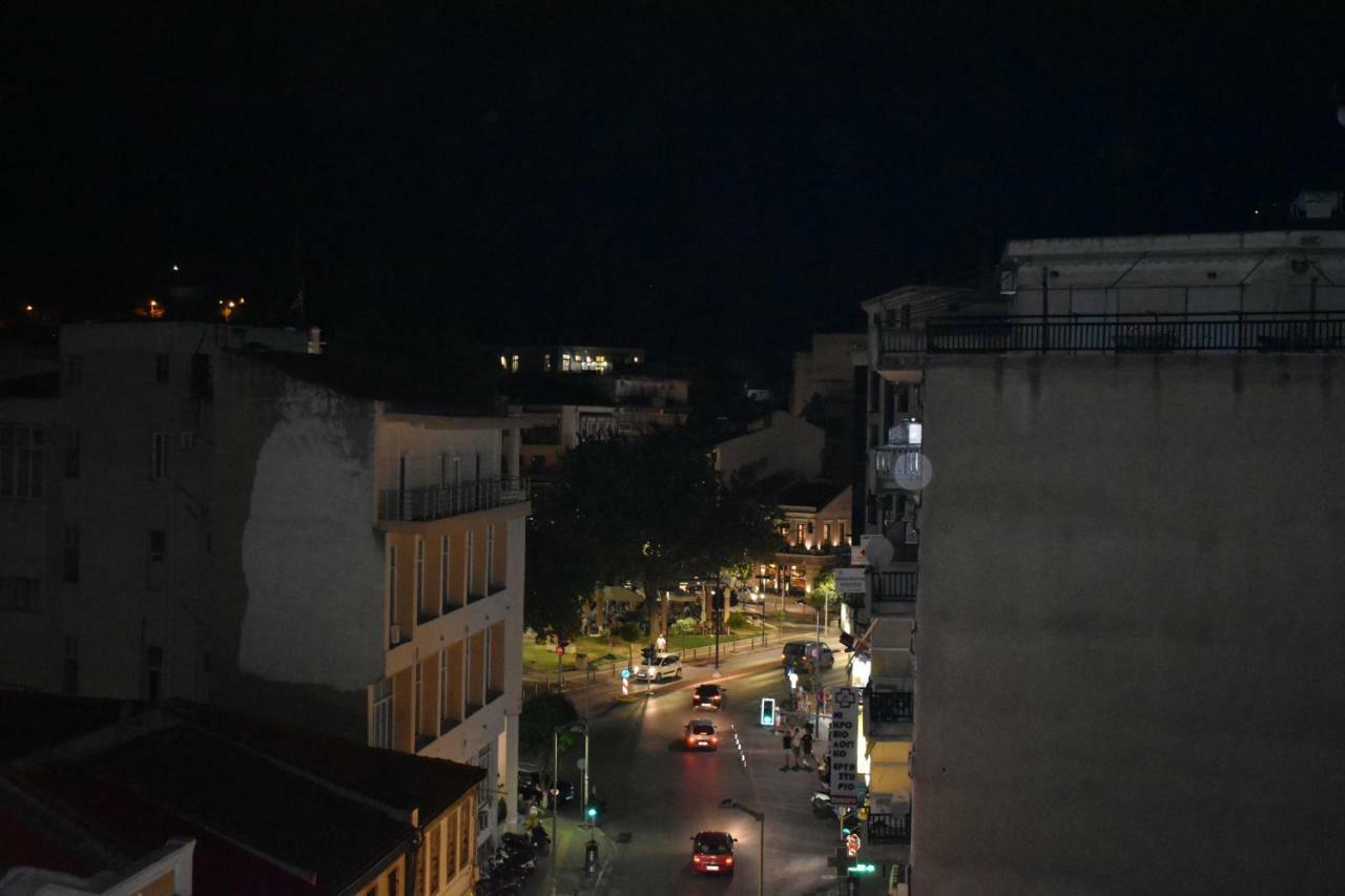 Main Square Flat - Luxury Apartments Xanthi Lax Eksteriør bilde